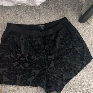 Velvet Floral Design Shorts